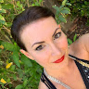 Meet your Posher, Mahsa